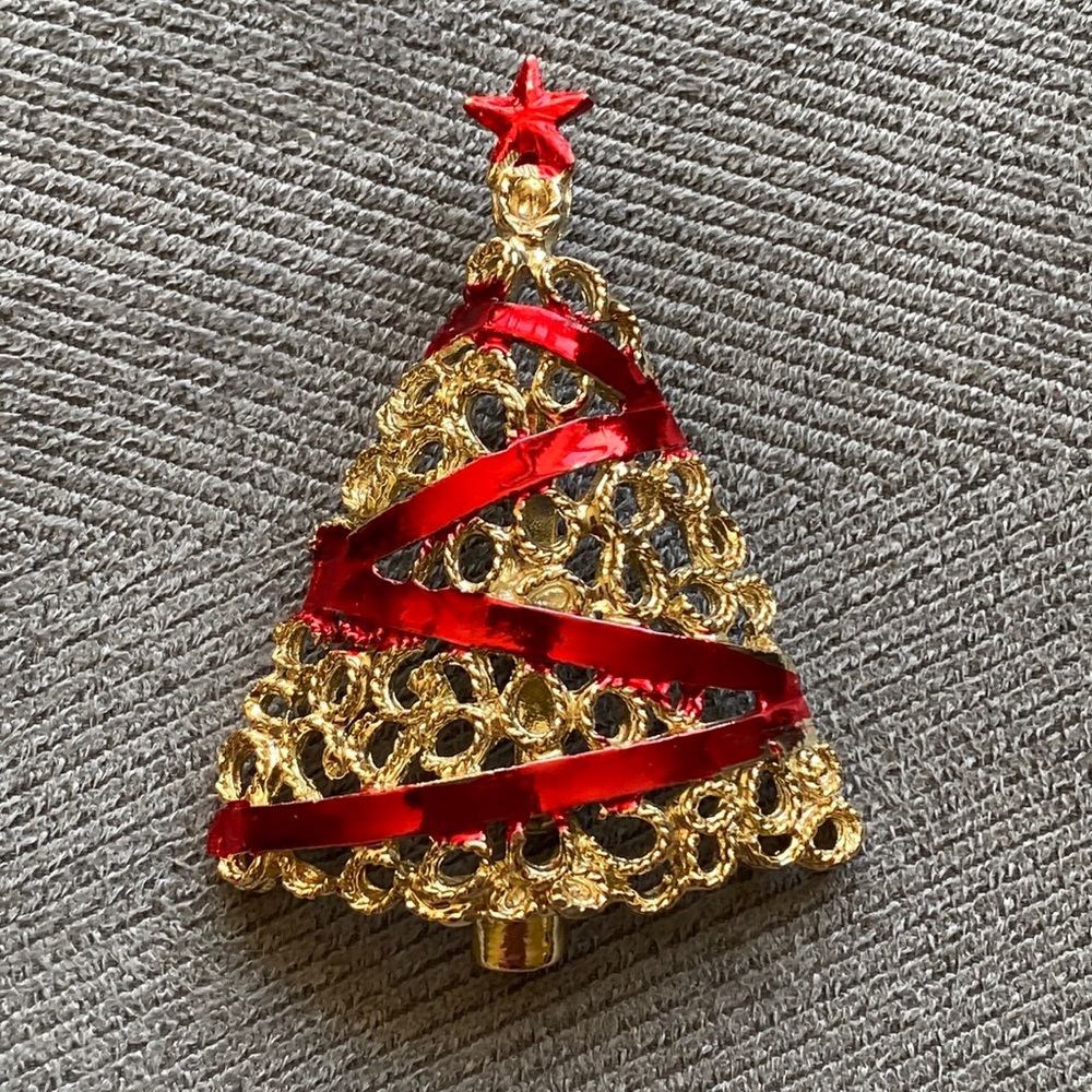 Vintage Christmas Tree Brooch Pin